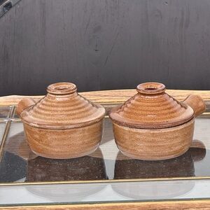 Stone wave microwave cooker ceramic stoneware vented lid Handle brown set of 2